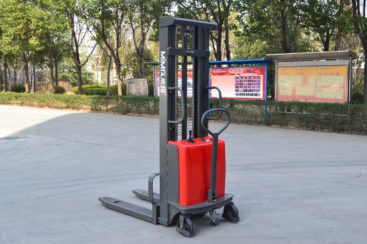 湖南榮洲機(jī)械設(shè)備有限公司,移動式升降平臺價(jià)格,湖南升降貨梯,塑料托盤批發(fā),固定式升降平臺,曲臂式升降平臺,汽車尾板,全電動叉車 湖南榮洲機(jī)械設(shè)備有限公司,移動式升降平臺價(jià)格,湖南升降貨梯,塑料托盤批發(fā),固定式升降平臺,曲臂式升降平臺,汽車尾板,全電動叉車