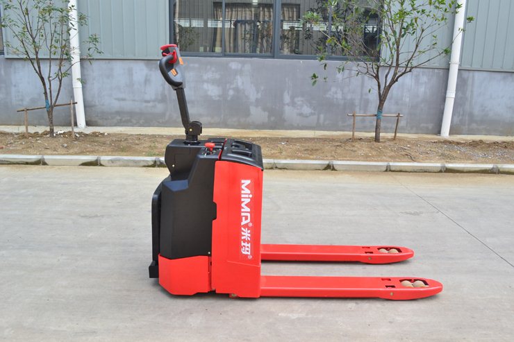 湖南榮洲機械設(shè)備有限公司,移動式升降平臺價格,湖南升降貨梯,塑料托盤批發(fā),固定式升降平臺,曲臂式升降平臺,汽車尾板,全電動叉車 湖南榮洲機械設(shè)備有限公司,移動式升降平臺價格,湖南升降貨梯,塑料托盤批發(fā),固定式升降平臺,曲臂式升降平臺,汽車尾板,全電動叉車