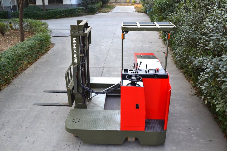 湖南榮洲機(jī)械設(shè)備有限公司,移動(dòng)式升降平臺(tái)價(jià)格,湖南升降貨梯,塑料托盤批發(fā),固定式升降平臺(tái),曲臂式升降平臺(tái),汽車尾板,全電動(dòng)叉車 湖南榮洲機(jī)械設(shè)備有限公司,移動(dòng)式升降平臺(tái)價(jià)格,湖南升降貨梯,塑料托盤批發(fā),固定式升降平臺(tái),曲臂式升降平臺(tái),汽車尾板,全電動(dòng)叉車